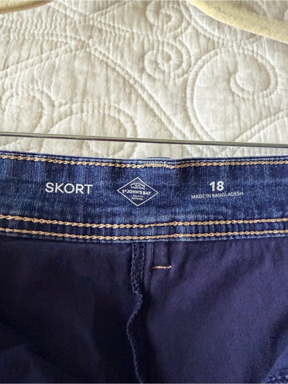 St. John’s Bay Denim Skort Women’s Size 18 Blue Jean Skirt Shorts Stretch Casual - Picture 3 of 7